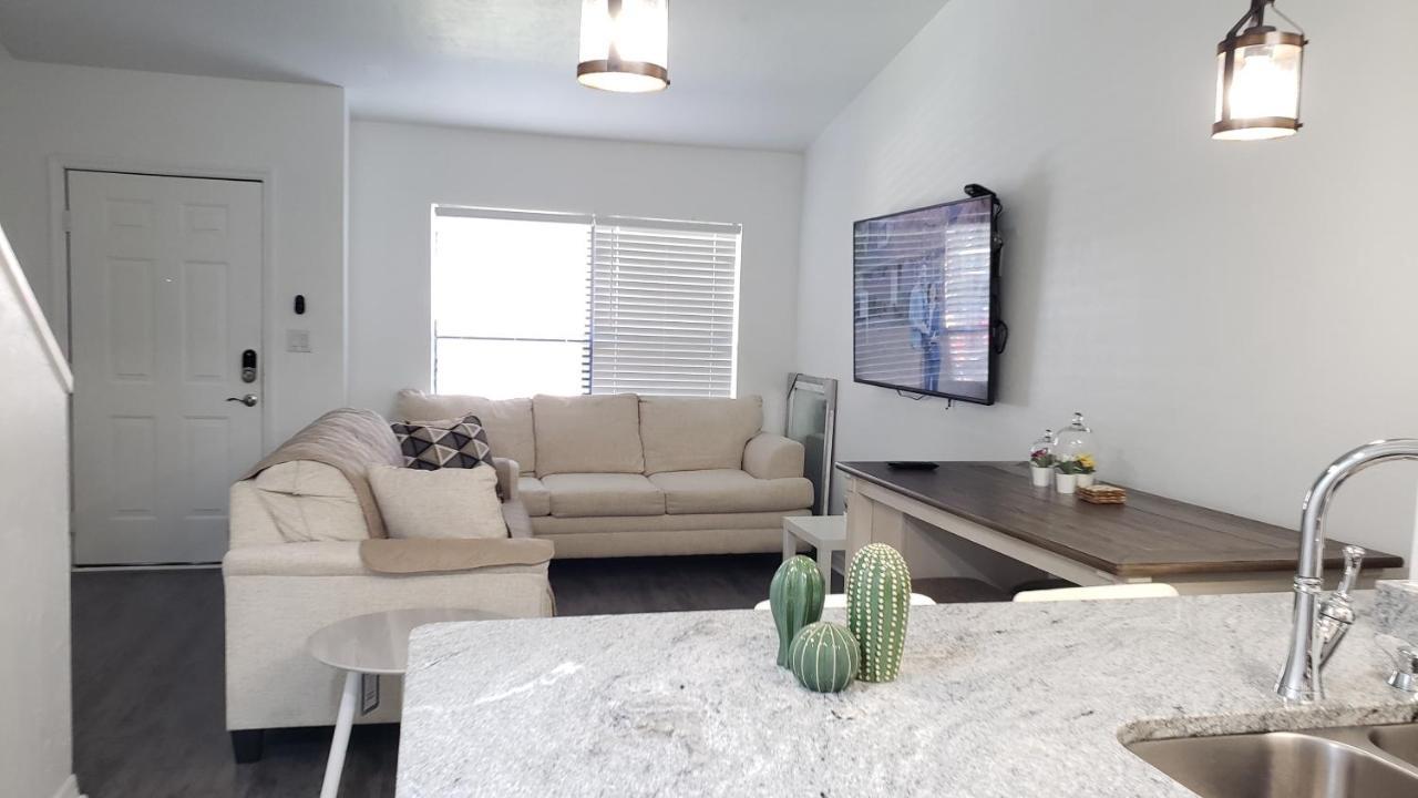 Discover Luxury Condo Steps Away From Celebration Pointe And I-75! Gainesville Zewnętrze zdjęcie